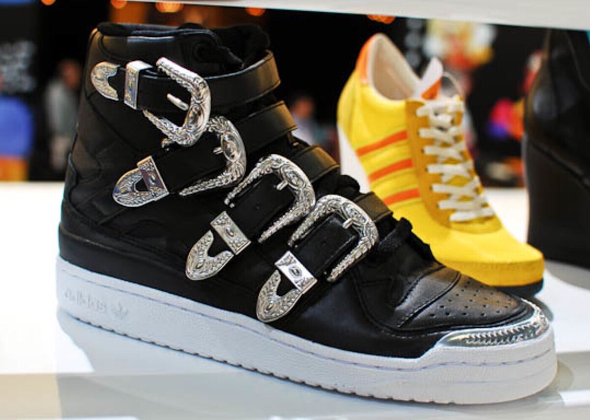 Adidas Originals Jeremy Scott Forum Hi Black Leather Silver Adidas Originals Jeremy Scott Forum Hi Black Leather Silver