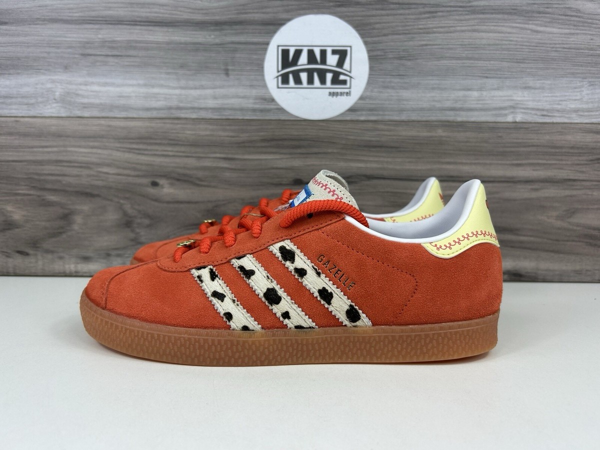 adidas gazelle silver green womens Adidas Unisex Gazelle Orange/Cloud White/Core White main image 0