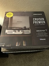 Crosley Cruiser Premier CR8005G-WS White Bluetooth Turntable 33/45/78 RPM