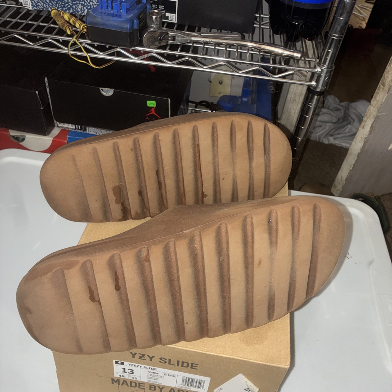 Size 13 - Adidas Yeezy Slide Men’s 10 Flax (FZ5896) thumbnail 4