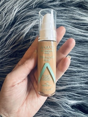 Almay Clear Complexion Foundation 710 Natural Tan