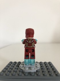 Lego Marvel Iron Man Figure New (From Set 76006)
