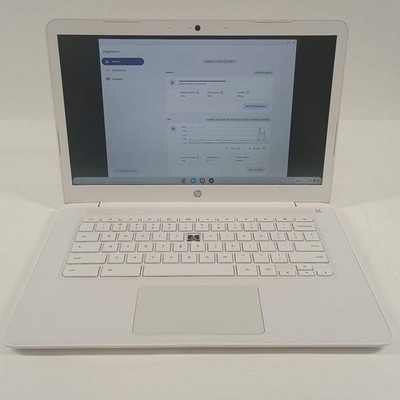 Broken HP Chromebook 14-CA015WM Celeron N3350 1.1GHz 4GB RAM 32GB missing key