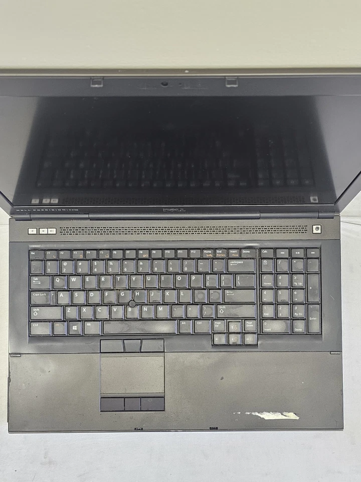 Laptop Dell Precision M6700 - i7-3740 QM - 16 GB RAM - 750 GB HDD - Windows 10 Foto 2 de 4