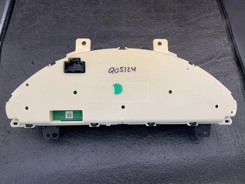 * Cuadro de instrumentos velocímetro 2008 09 10 11 12 Buick Enclave 168.255 millas Foto 2 de 3