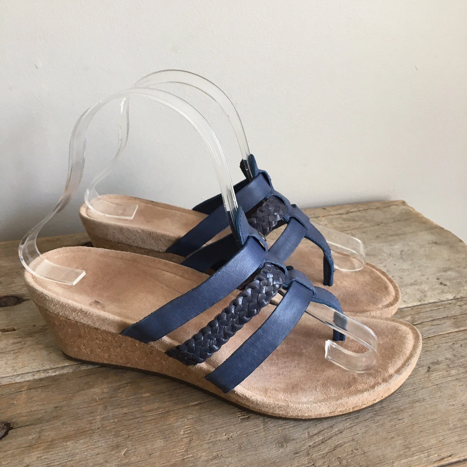 Scarpe UGG donna 7 Maddie blu cinturino pelle zeppa perizoma sandalo cuscino