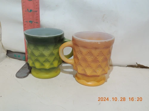 2x Vintage Anchor Hocking Fire King 319 Kimberly Diamond  Orange +green Cup Mugs