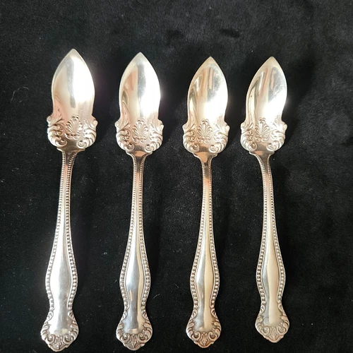 1900 Weinberg One Pattern Fruit Spoons Silver Plate Vintage 6" Long - 4