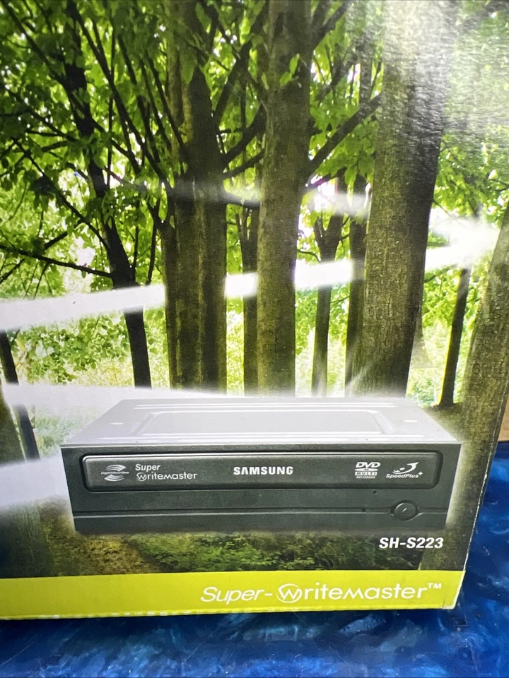 Toshiba Samsung DVD Writer Model SH-S223 SATA Optical Drive Lightscribe - Image 2 of 4