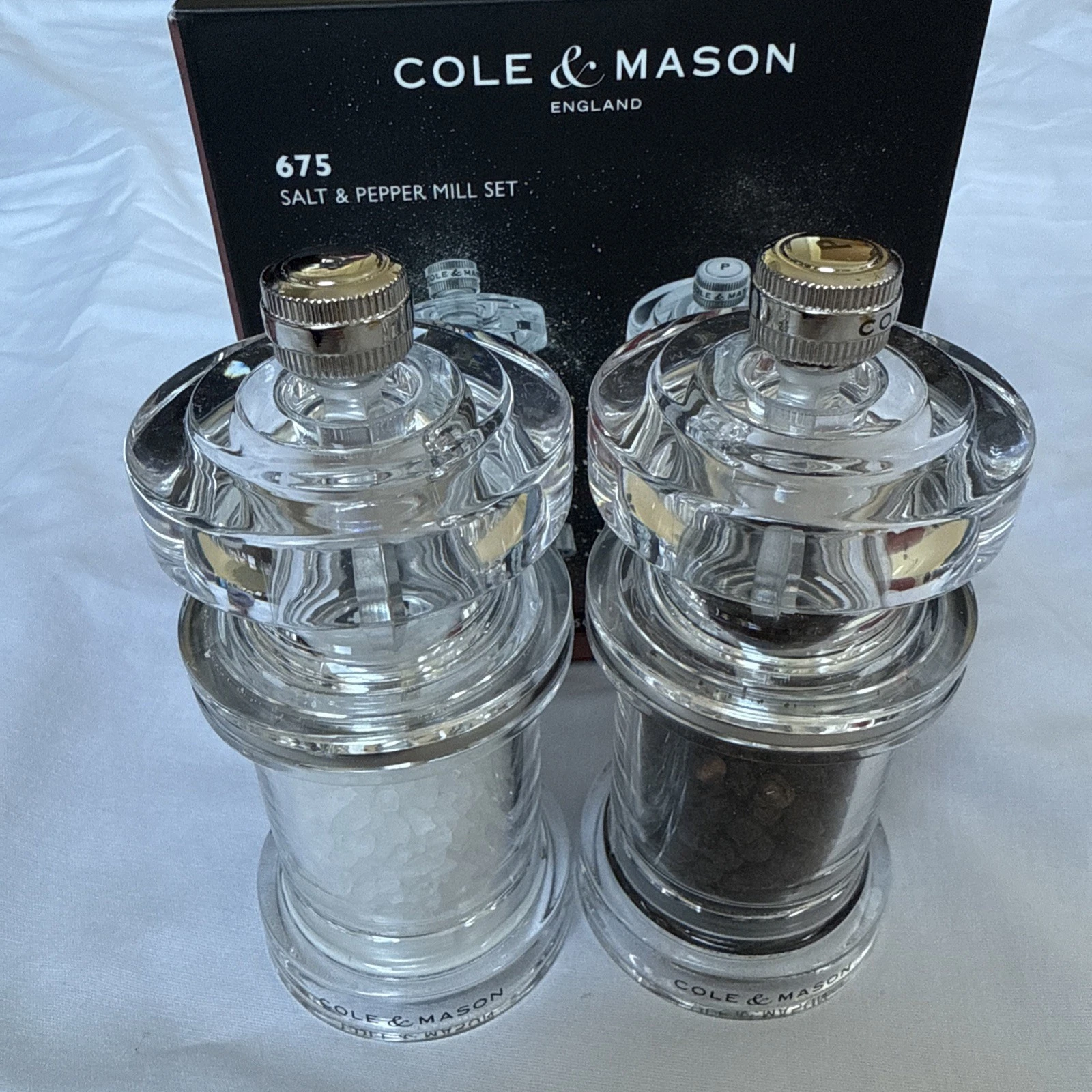 675 Refillable Spice Mill Kitchen Cole & Mason New Salt & Pepper Grinder