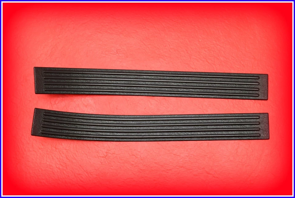 2003–2009 Hummer H2 OEM Rear Door Sill Scuff Plate Trim Cover Set – LH & RH - Image 2 of 4