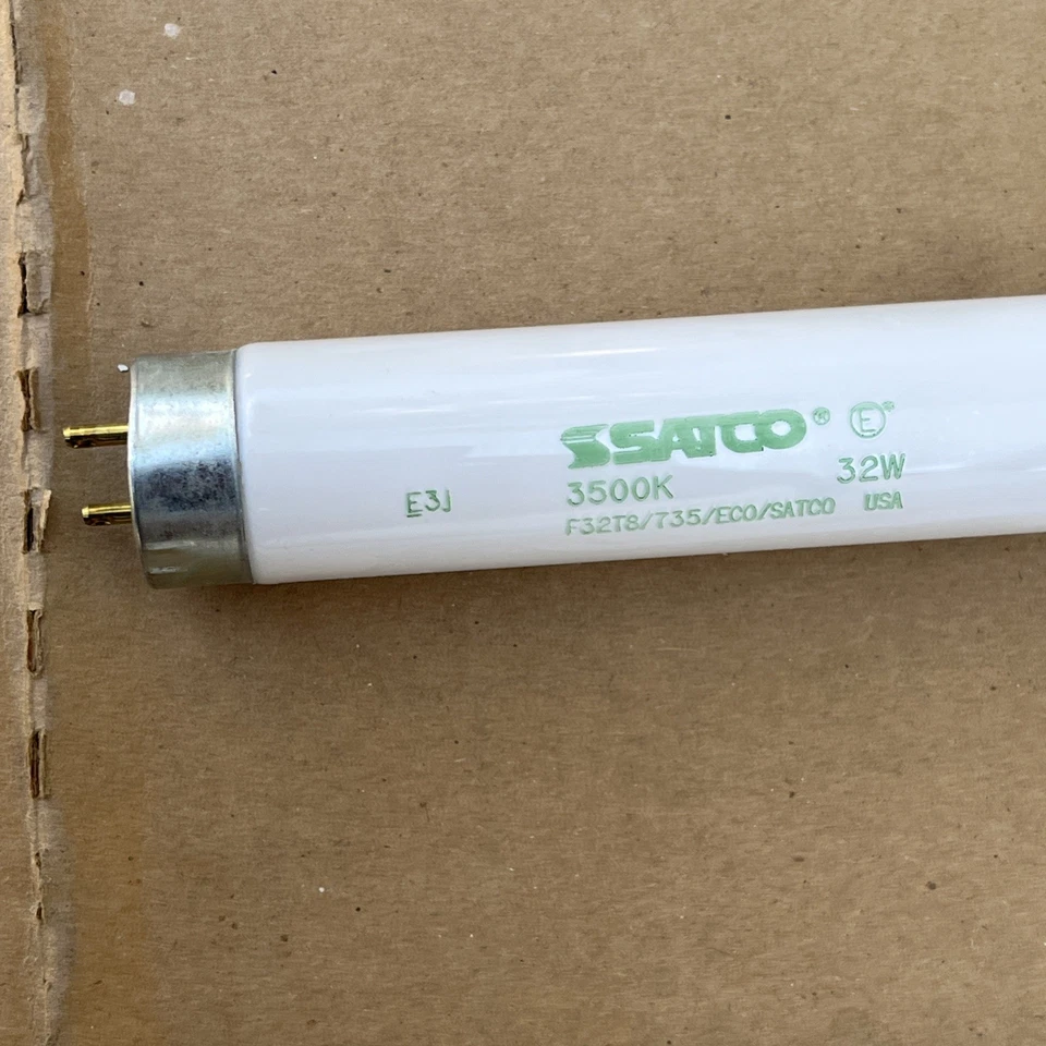 30 SATCO 32-Watt T8 F32T8/735/ENV S8420 48" Fluorescent Bulbs Color Temp 3500K - Image 2 of 2
