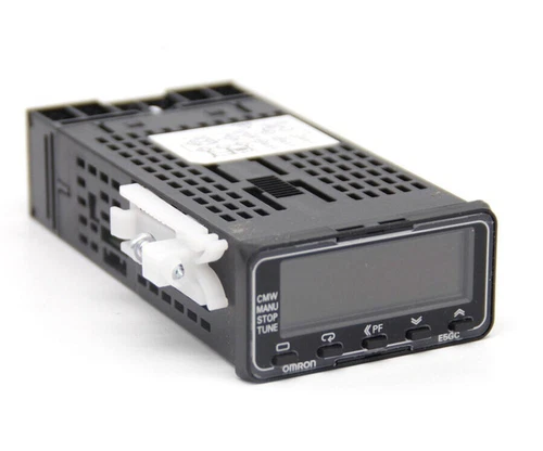 Omron E5GC-QX1A6M-000 Digital Controller 100 to 240V E5GCQX1A6M000