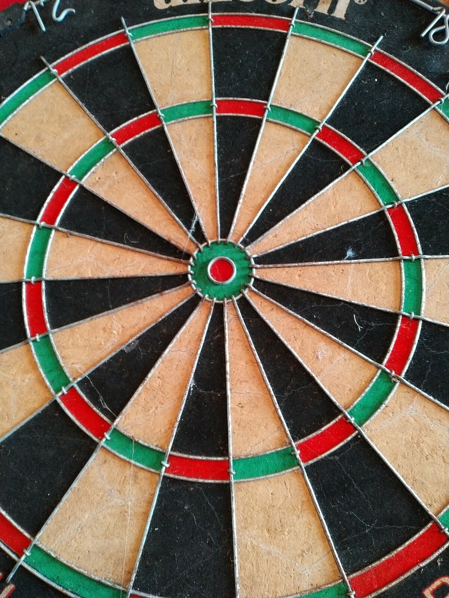 Unicorn Phil Taylor Dart Board And Darts Matttroy