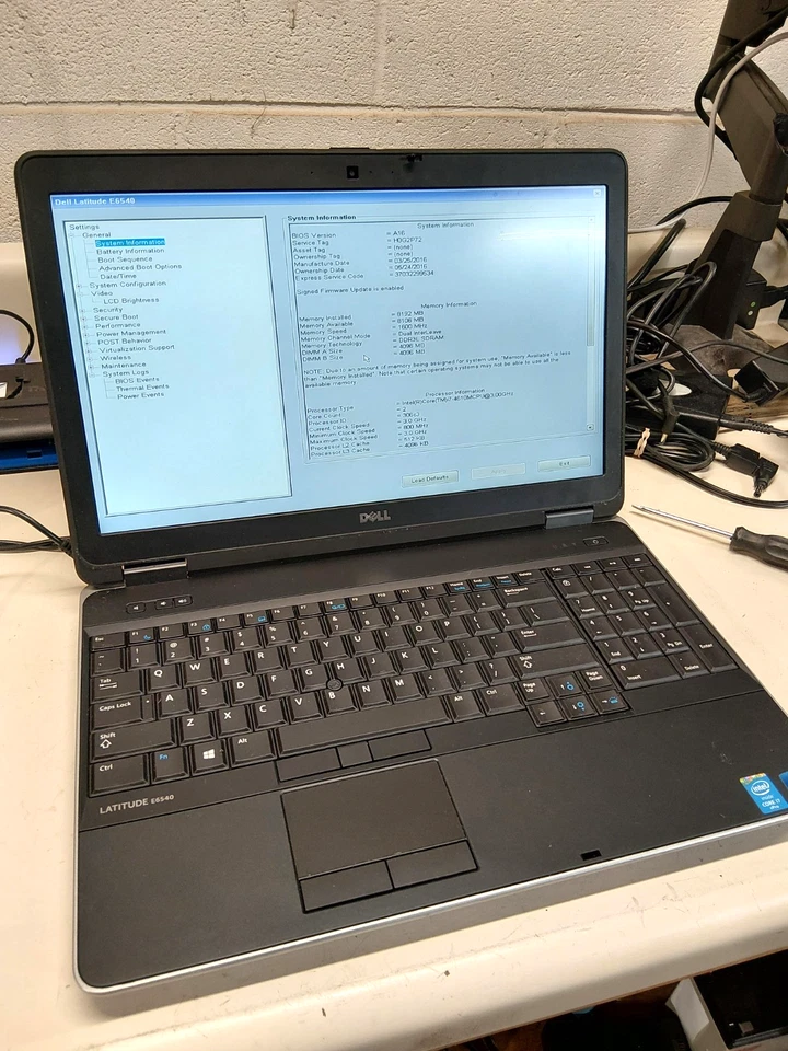 Dell Latitude E6540 15" Core i7-4800MQ 2,7 GHz 8 GB RAM - SIN DISCO DURO #558 Foto 2 de 4