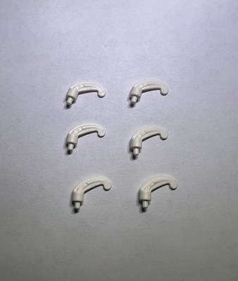 Lego Lot Of 6 White Mini Feather Feathers Hat New City Knight Castle Helmet