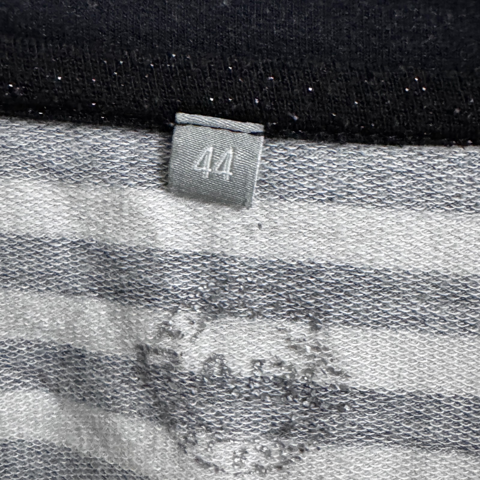 Casual Black & White Striped 3/4 Sleeve Top with Graphic Print image 3