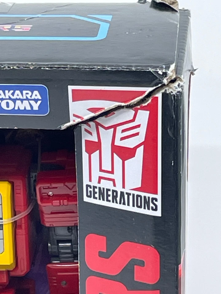 The Transformers: The Movie Generations Studio Series Voyager Class Figurine Aut - Image 2 of 4