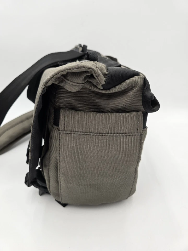 ProMaster Camera Bag Jasper S Olive Green satchel bag #5820 - Image 4 of 4