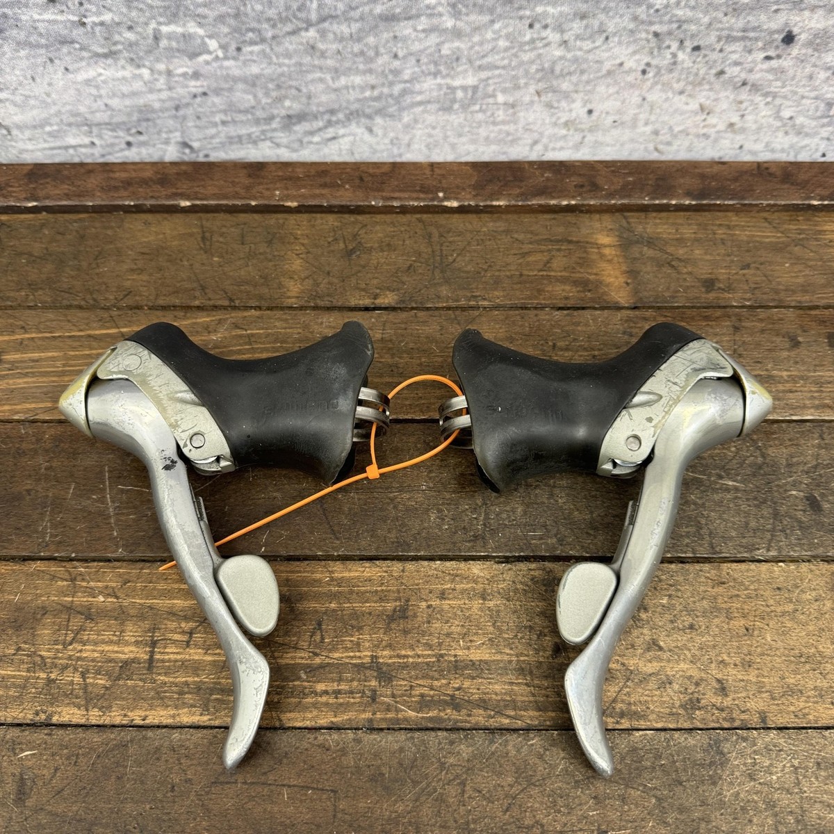 Vintage Shimano Ultegra ST-6501 2x9 Flight Deck STI Brake Shifters