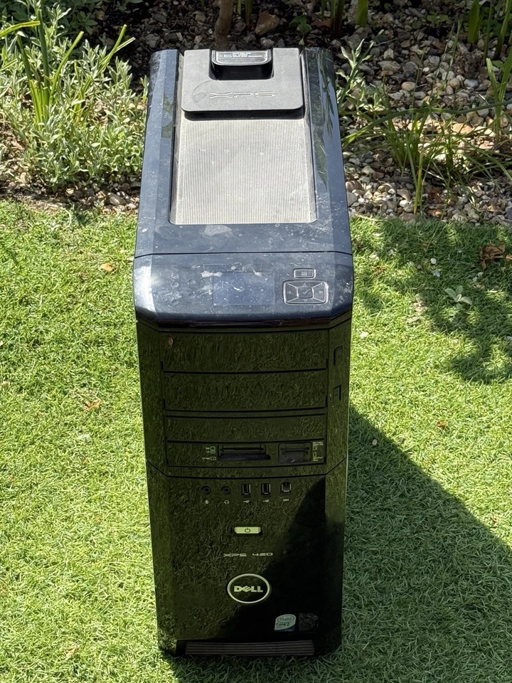 Retro Vintage Dell XPS 420 Intel Core 2 Quad CPU @ 2.40GHz 2GB DDR2 500GB HDD - Image 2 of 4