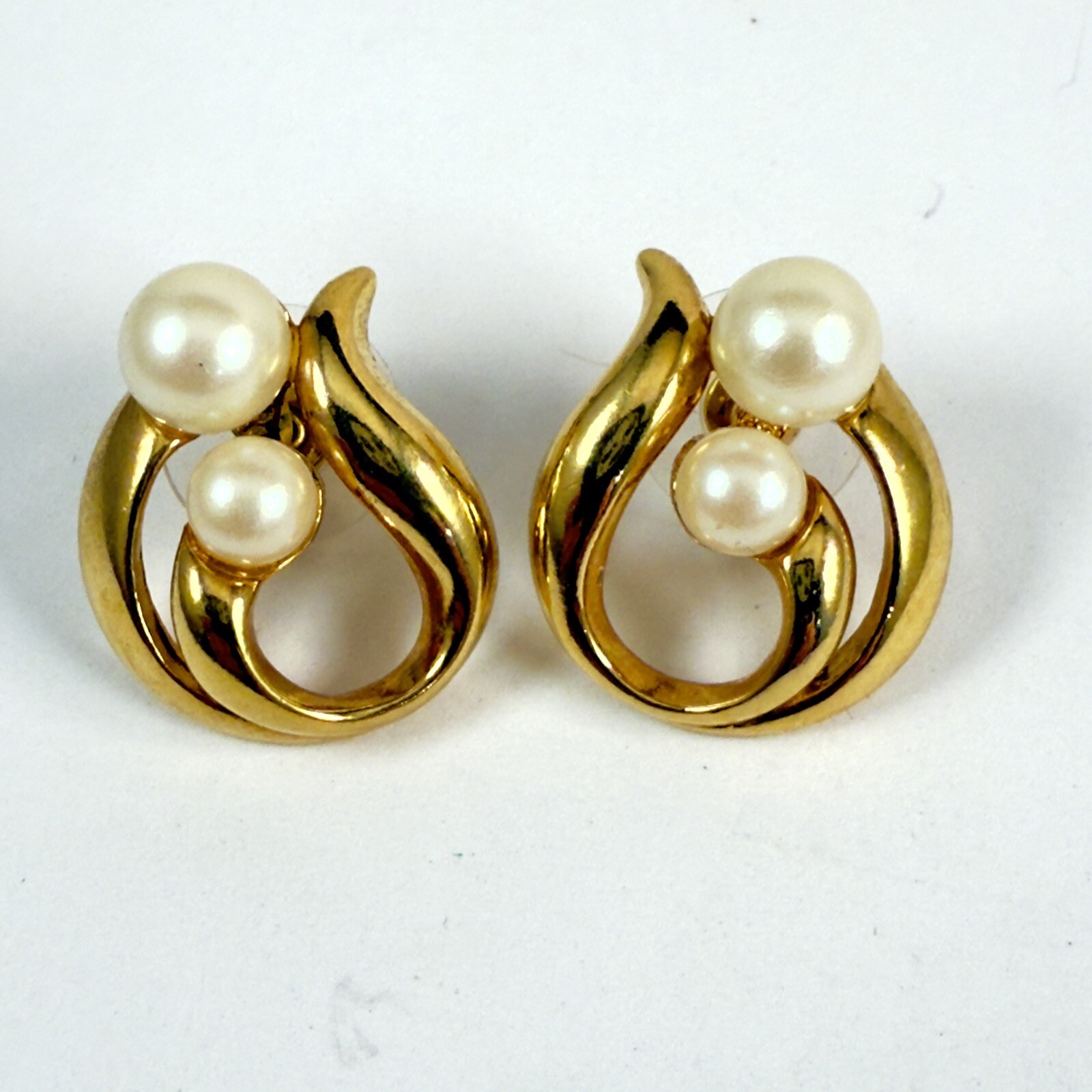 Vintage AVON Signed Faux Pearl Gold Tone Post Pierced Earrings