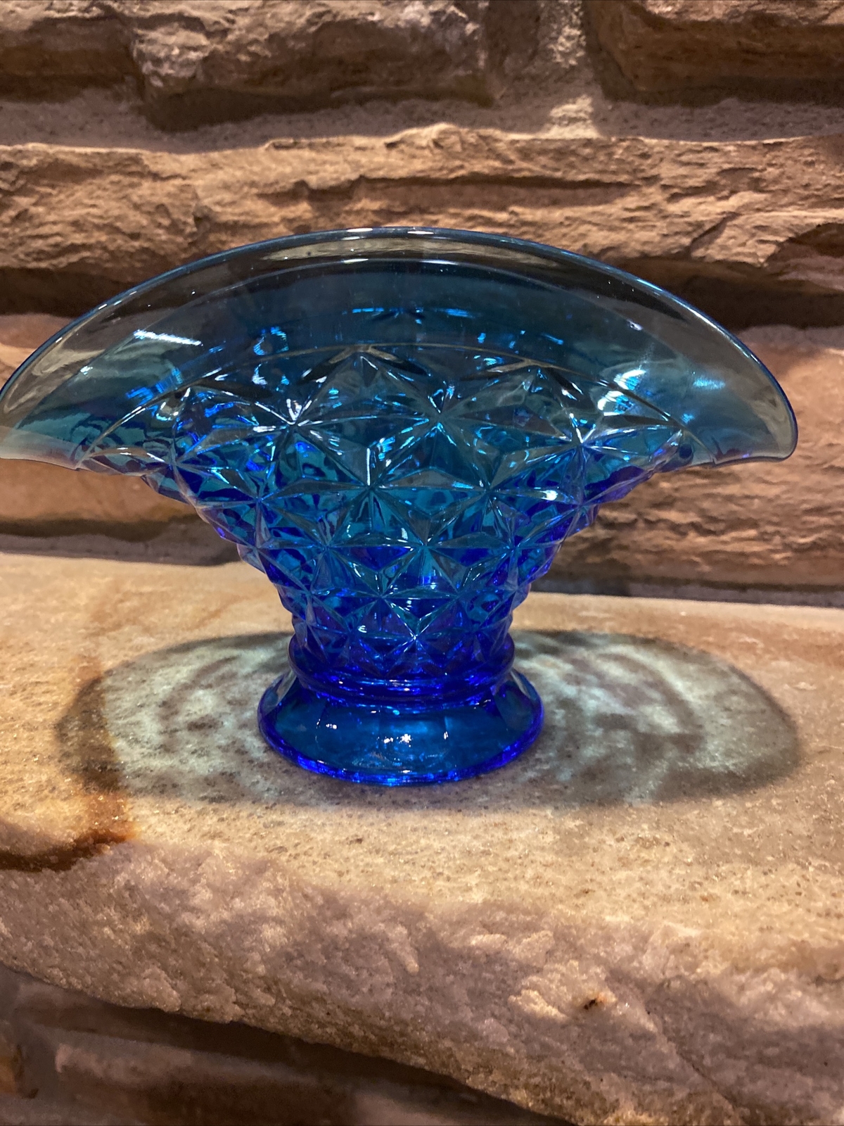 Vintage 1968 Rainbow Glass Fan Vase Brilliant Bright Blue Glass Vase