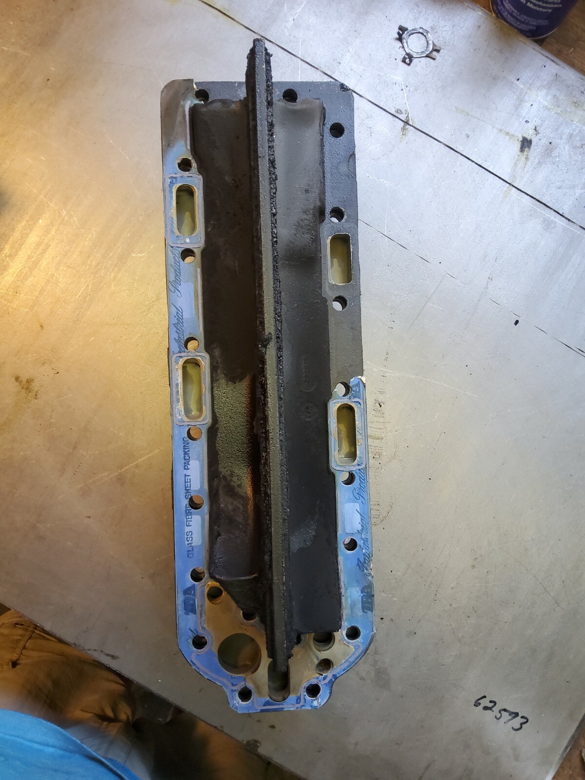 MERCURY OUTBOARD 2.5L V6 EXHAUST DIVIDER plate 828343 kd eBay