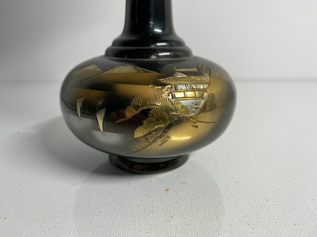 黒色の細長い金属瓶 s-l1200.jpg