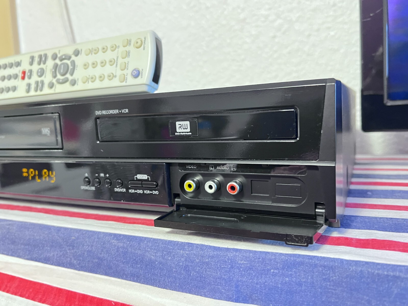 SEG DVR 841 VHS Videorecorder DVD Recorder Kombination Kombigerät