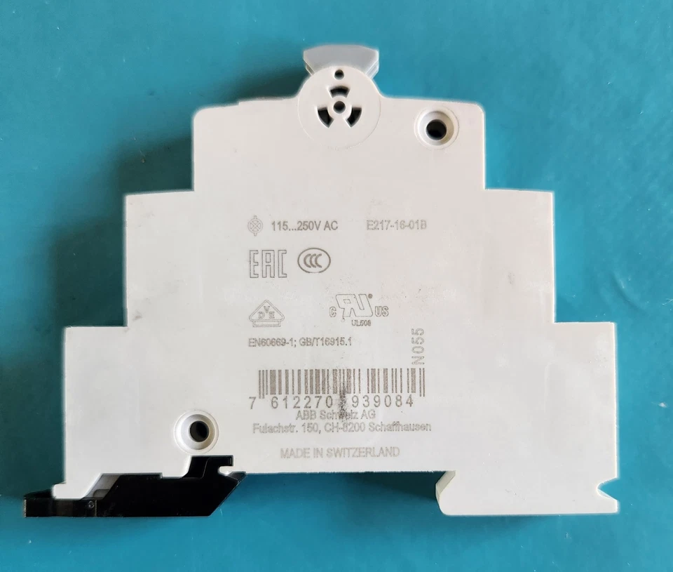 Bouton Poussoir Lumineux Blanc ABB E217-16-01B Neuf - Photo 3/3