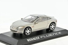 RENAULT Fluence 1/43 Universal Hobbies
