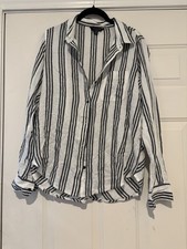 Women's Lucky Brand sz M 1006White/black button down blouse 1006