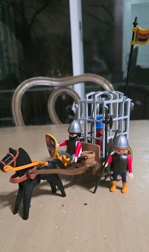 Playmobil 3674 - Vintage Knight's Prison Cart - Complete