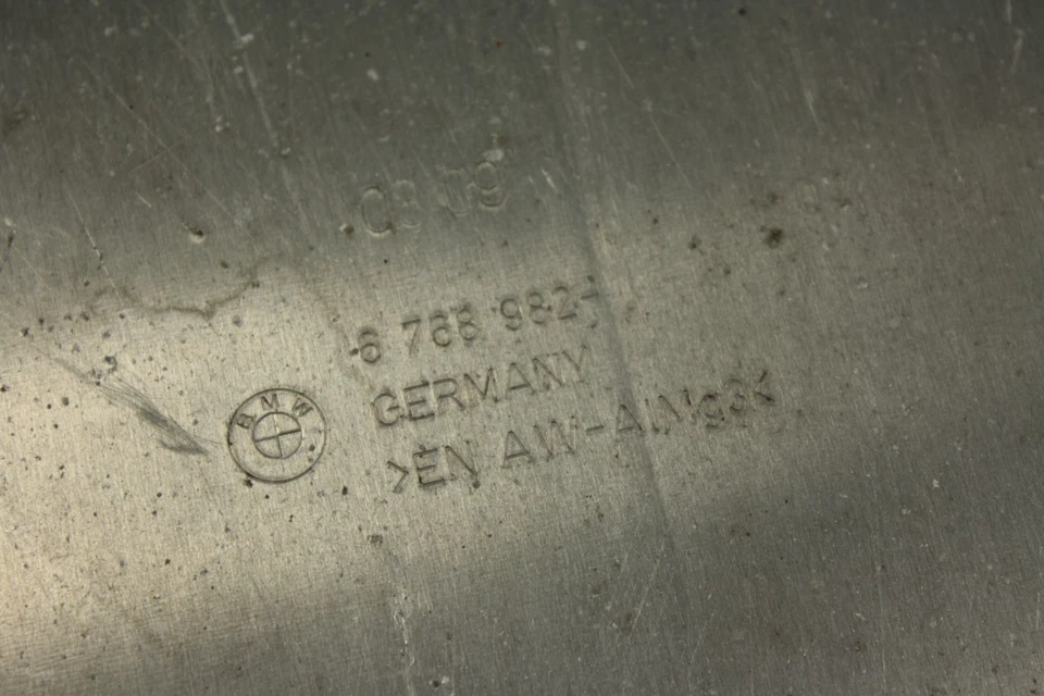 2007-2013 BMW 328i E92 E93 FRONT UNDER ENGINE REINFORCEMENT PLATE OEM - Image 4 of 4