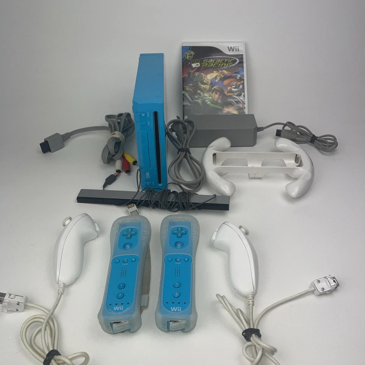 Wii セット 任天堂（Nintendo） ☆箱付・付属品あり☆Nintendo wii 本体 【 選べる