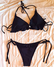 Women s 2 Piece Bikini Set - Black - Triangle Halter Top Tie Side ruffle - M