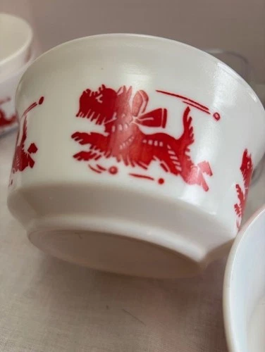vintage Hazel Atlas milk glass- red SCOTTIES SCOTTYS bowels SOLD SETS OF 4