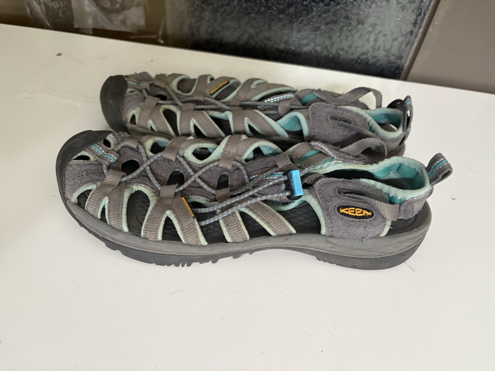 Sandali impermeabili Keen da uomo taglia 11