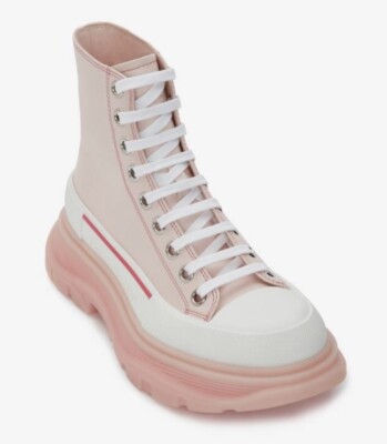 Alexander McQueen Tread Slick Tea Rose Leather Ankle Boots US 8 EU 38 MSRP $990