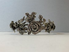 Rare Find Heidi Daus Gold Tone Crystal Rose Tiara Crown (Stunning)