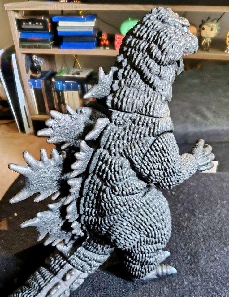 Godzilla 1962 Kingoji (Marmit) Semi-Realistic Model Soft Vinyl Figure - Image 4 of 4