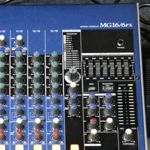 YAMAHA MG16/6FX Analog Mixer with Built-in Reverb and Effects Tested Working - Image 4 of 4