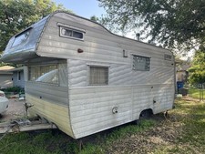 1964 Vintage 16’ Aloha Trailer  “Canned Ham” | Bathroom | 3bed | Kitchenette