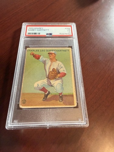 1933 Goudey #202 Gabby Hartnett Rookie Card HOF. PSA 1.5