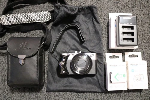 Hasselblad Stellar Digital Camera Special Black Carbon Fiber with Accessories