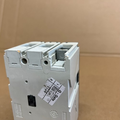 New ABB SACE Tmax XT1H 125 3 Pole 35 Amp 600v Circuit Breaker FLAWED NNB - Picture 7 of 8