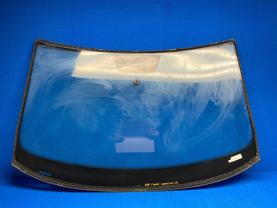 VOLKSWAGEN TIGUAN SUV 2018-2022 2,0 L L4 GAS PARABRISAS DELANTERO VENTANA CRISTAL OEM Foto 4 de 4