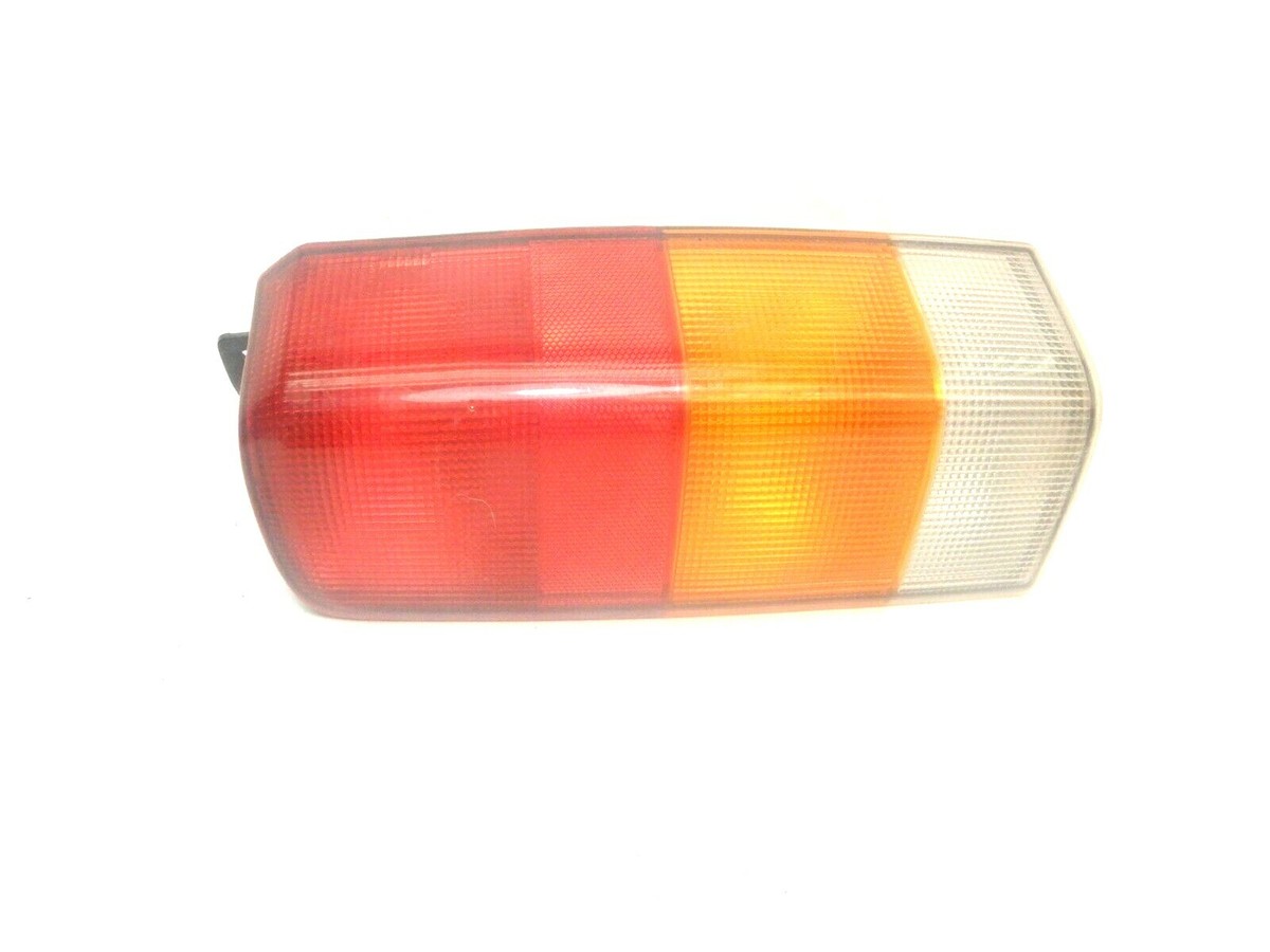 Jeep Cherokee XJ 97-01 OEM Passenger Right Tail Light