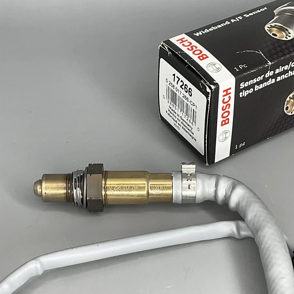 BOSCH GENUINE OXYGEN SENSOR For 2008-2017 Audi A3 VW CC Eos Jetta Passat 17266 - Image 3 of 4